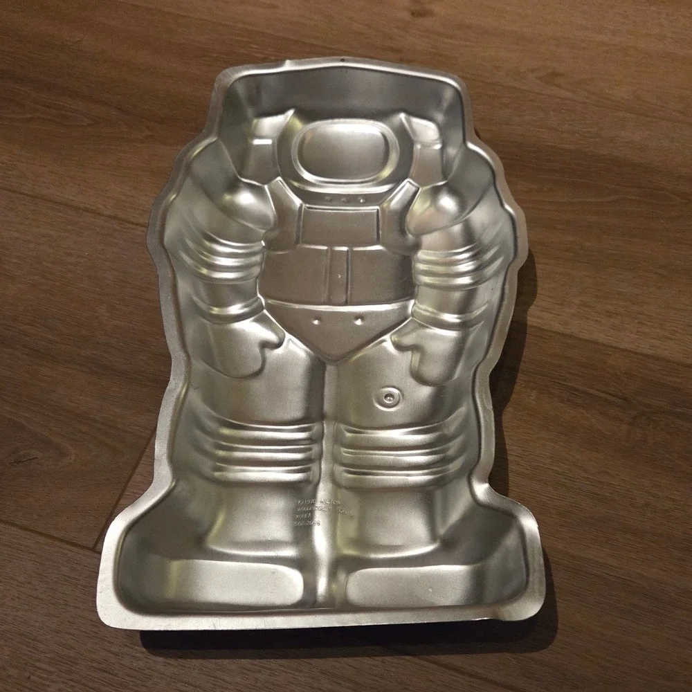 1978 Wilton Astronaut Cake Pan Space‎ Galaxy Baking Mold 502 2098